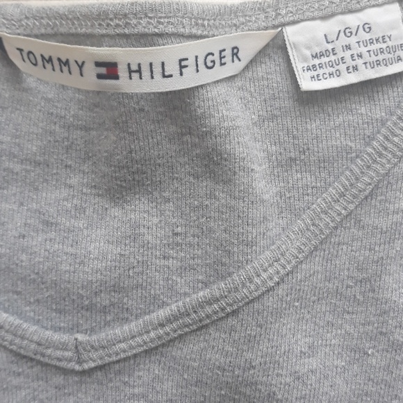 *Host Pick*Tommy Hilfiger long sleeve top - Picture 4 of 7
